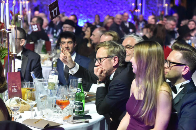 XIV Marszałkowski Bal Dobroczynny w CKK Jordanki. Koncert Kuby Badacha i licytacje