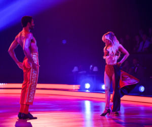 Gamou Fall i przepiekne tancerki w TzG