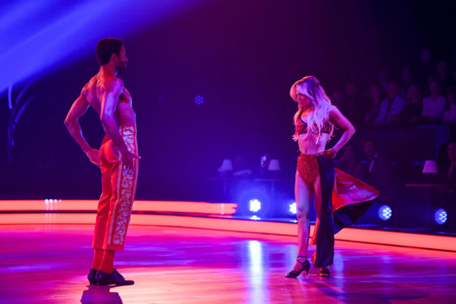 Gamou Fall i przepiekne tancerki w TzG