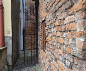 Spacer po najstarszej części Tarnowa