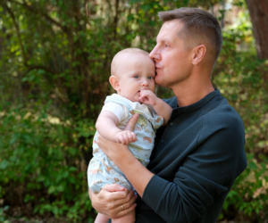 M jak miłość, odcinek 1908: Nagrania od zmarłej żony doprowadzają Pawła do wybuchu rozpaczy, po którym Zduński znika