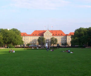 Jasne Błonia