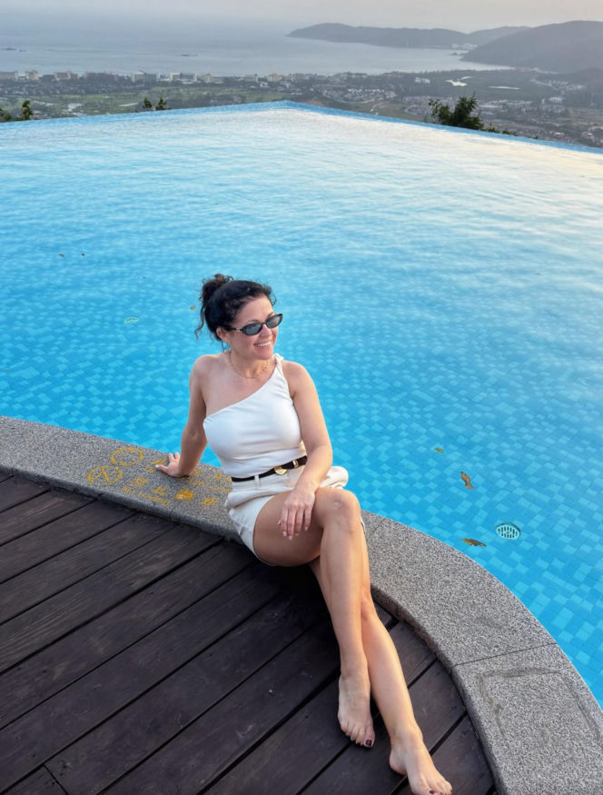 Gwiazdy witają nowy rok w bikini