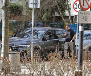 Tomasz Karolak parkuje jak król na włościach