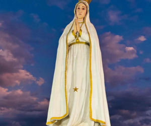 Spłonął 30-metrowy pomnik Matki Bożej Fatimskiej