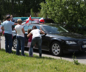 Premier Donald Tusk jest wożony Audi A8