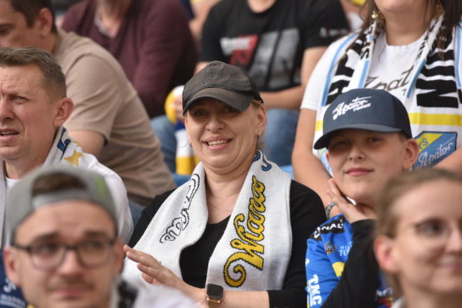 PRES Grupa Deweloperska Toruń - Gezet Stal Gorzów: Zdjęcia kibiców z meczu 7. kolejki PGE Ekstraligi na Motoarenie