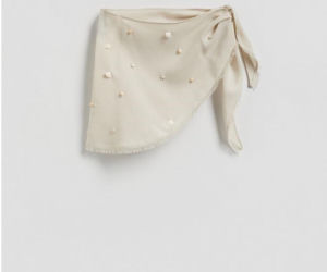 To najmodniejsza spódnica tej wiosny. W Reserved znajdziesz idealne modele