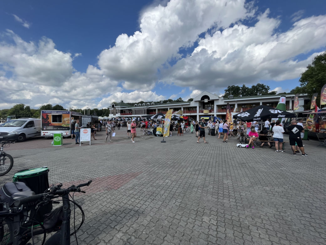 Festiwal Smaków FOOD Trucków w Poznaniu