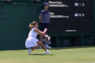 Maja Chwalińska upadek na Wimbledonie