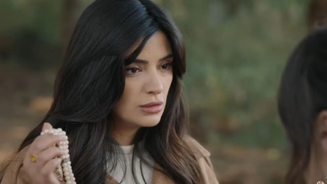 Wichrowe wzgórze odc. 363. Gozde, Zeynep