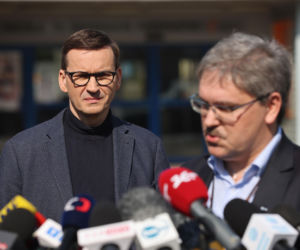 Premier Mateusz Morawiecki przed kopalnią w Zofiówce [GALERIA]