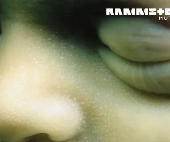 Mija 25 lat od premiery album Mutter Rammstein. Nie chcieliśmy być niewolnikami maszyn
