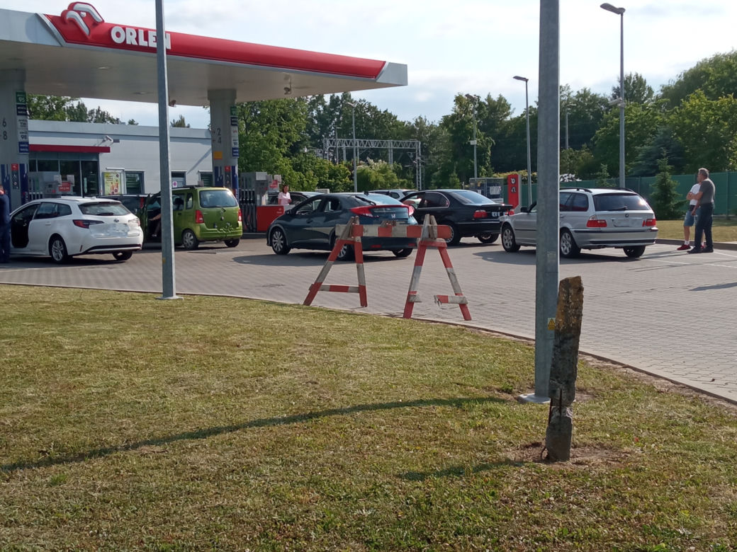 Blokada stacji Orlen w Rzeszowie. „Tylko myję szybę” 