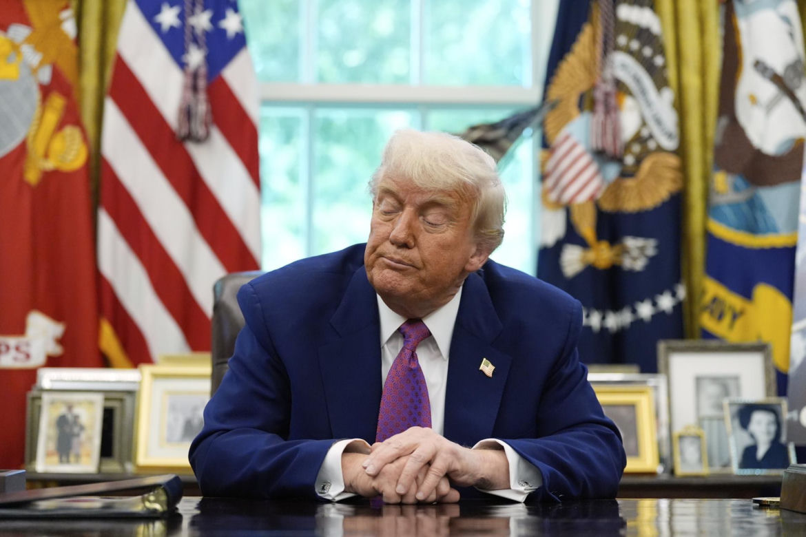 Kosmiczna Złota Kopuła ochroni Amerykę. Trump chce wydać na nią $175 miliardów