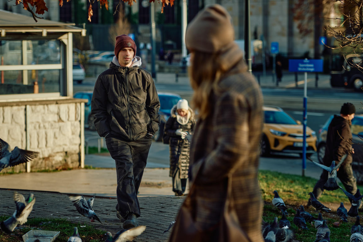 "Na Wspólnej", odcinek 4179: Kalina wrabia Darka w kradzież dużej sumy pieniędzy. Ostatecznie pogrąży Żbika? Tomasz Urbanek