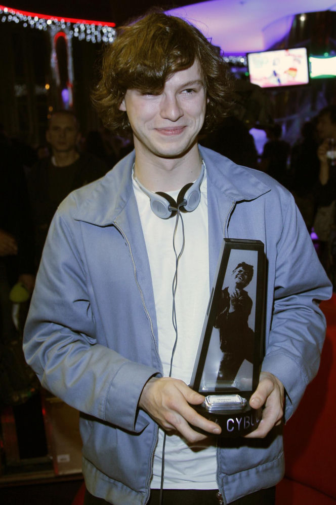 Zaczynał jako zbuntowany nastolatek w hicie kinowym. Tak dziś wygląda Mateusz Kościukiewicz