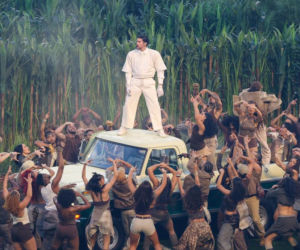 Halftime show na Super Bowl 2026: Bad Bunny, Lady Gaga, Pedro Pascal, Cardi B, John Bon Jovi i smaczki polityczne