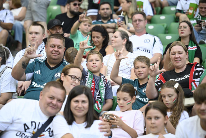 Legia Warszawa - Zagłębie Lubin: Zdjęcia kibiców