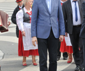 WAŁĘSA OBIECAŁ 100 MILIONÓW! A ONI CO?