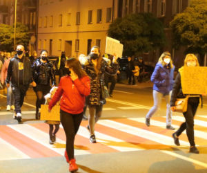 Kalisz: manifestacja na głównych ulicach miasta i pod kurią