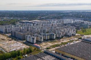 Wciąż ciasno i drogo. Polski paradoks mieszkaniowy