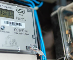 Nietypowy komunikat pojawia się na licznikach energii. Jak go zobaczysz u siebie to od razu dzwoń do elektrowni