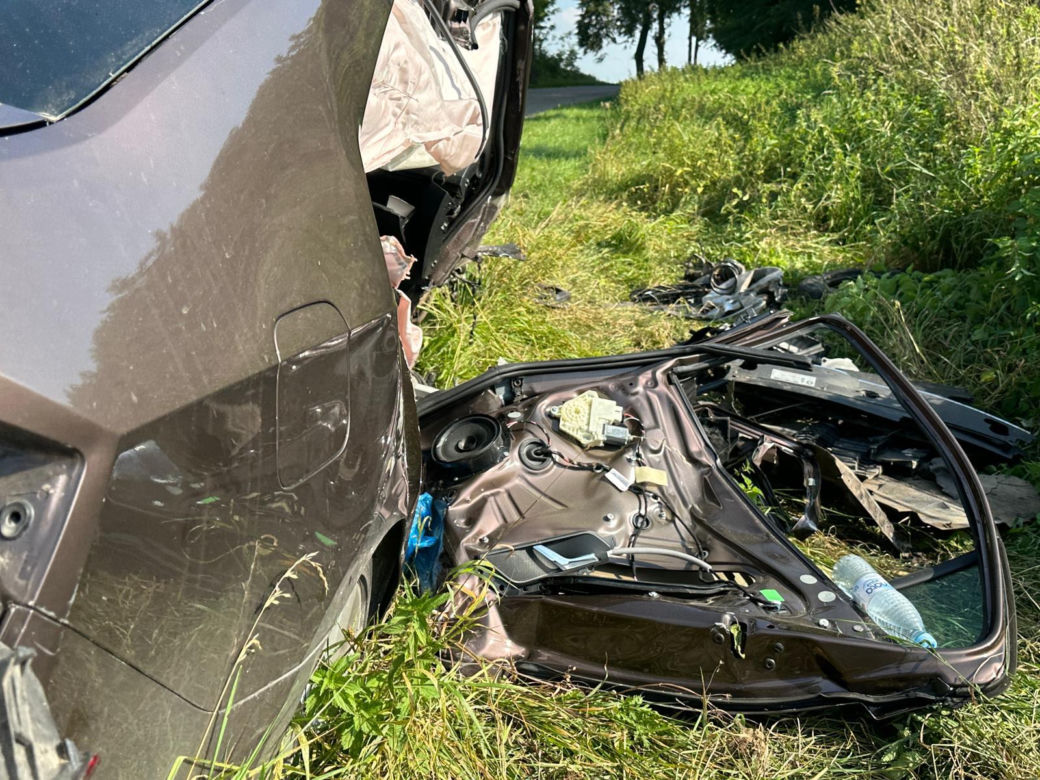 Poważny wypadek w Warmińsko-Mazurskiem. Dwie osoby ranne