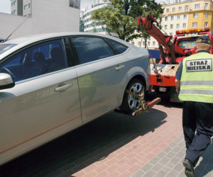 Rozkaz  komendanta: Wlepiać mandaty albo nici z premii!