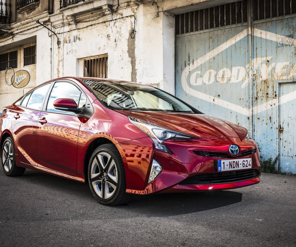 Toyota Prius IV generacja