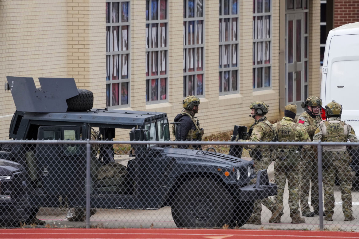 Rabin pokonał terrorystę krzeslem! Wszystko przez herbatę