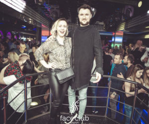 Defis w Face Club. Zdjęcia fanów z wokalistą