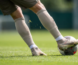 Widzew Łódź gromi w sparingu. Kto skradł show niesamowitym golem?