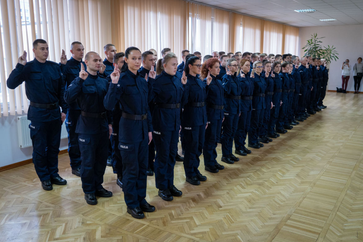 Młodzi policjanci złożyli w Bydgoszczy ślubowanie