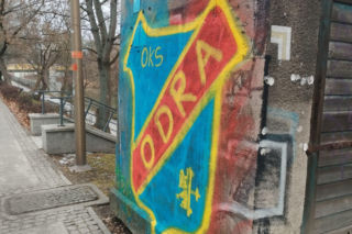 80 graffiti z herbem Odry Opole pojawiło się nielegalnie w Opolu