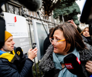 Szokująca decyzja sądu po pożarze w Szwajcarii! Nie żyje 40 osób, on chodzi wolno