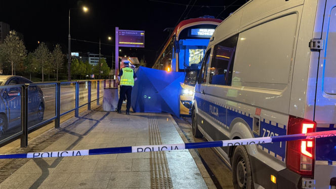 Śmiertelne potrącenie pieszej przez tramwaj na Marszałkowskiej