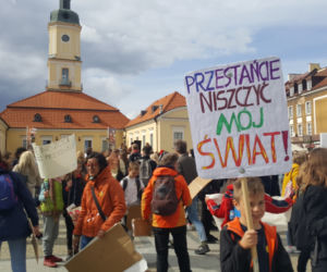 Białystok: Młodzieżowy Strajk Klimatyczny: Najpierw natura, potem matura