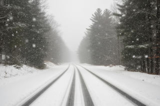Atak zimy na Warmii i Mazurach. Kiedy koniec utrudnień?