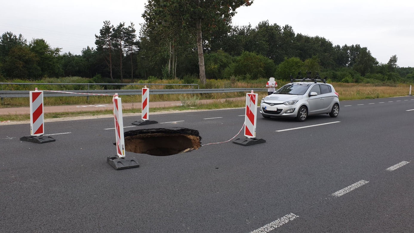 Kosztowała 35 mln złotych i po 8 latach się zepsuła. Co dalej z obwodnicą Kleszczowa?