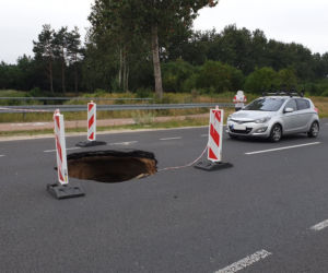  Kosztowała 35 mln złotych i po 8 latach się zepsuła. Co dalej z obwodnicą Kleszczowa?