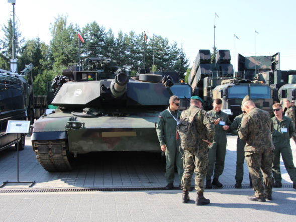 Czołgi Abrams i moździerze Rak w Skarżysku. Wojsko Polskie kusi nowym sprzętem