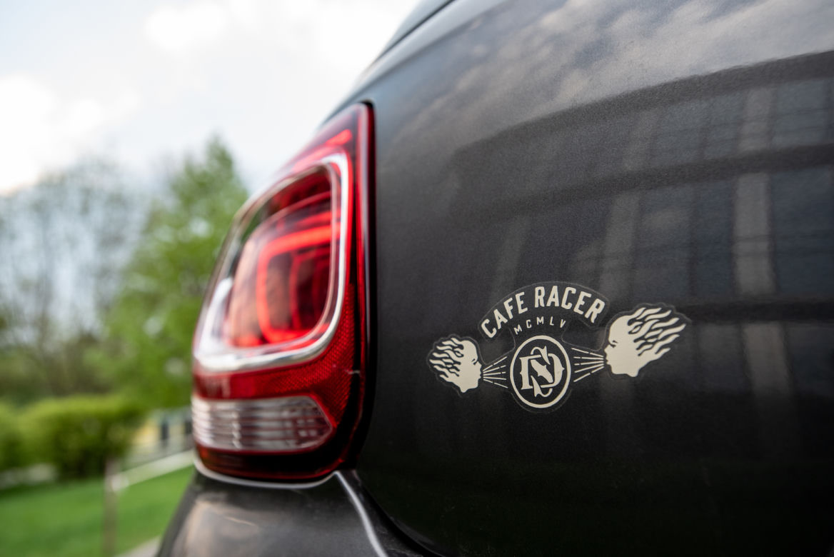 DS 3 PureTech 110 EAT6 Cafe Racer