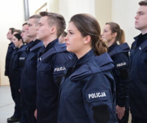 30 nowych policjantów w szeregach podlaskiej policji