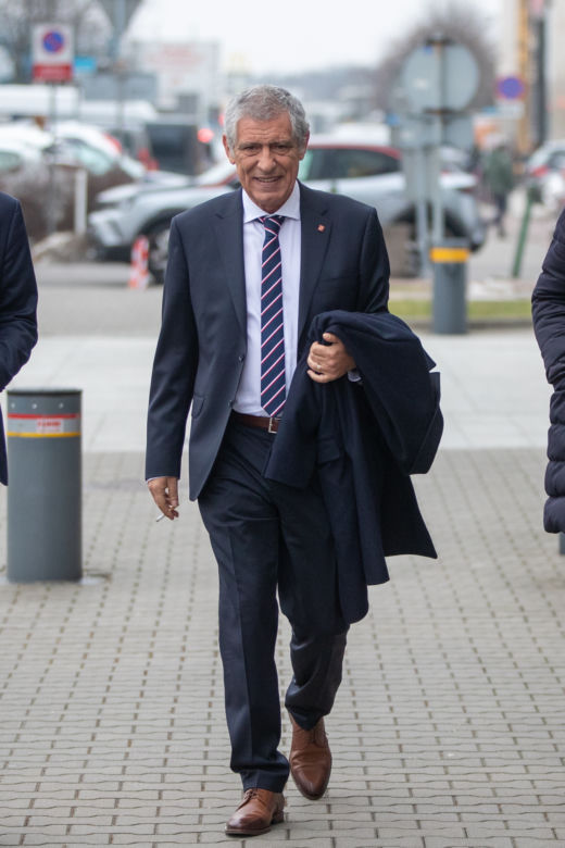 Najpierw piwko, potem lotnisko. Oto dzień Fernando Santosa w Polsce