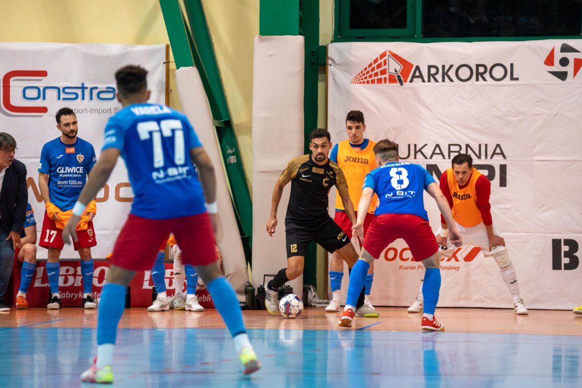 FOGO Futsal Ekstraklasa: KS Constract Lubawa - Piast Gliwice 1:2