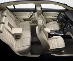 Renault Latitude