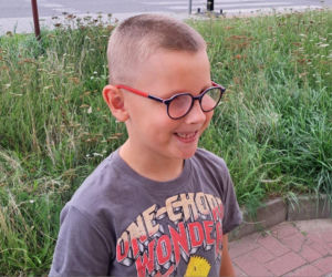 7-letni Kacperek walczy o to, żeby widzieć! Zrozpaczeni rodzice błagają o pomoc dla syna
