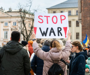 Protesty na Rynku Głównym w Krakowie