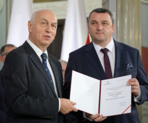 Ci posłowie koalicji głosowali przeciwko Kaczyńskiemu. Jaka będzie kara